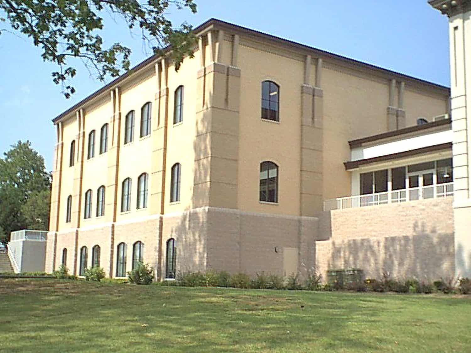 Hamblen County Courthouse addition exterior